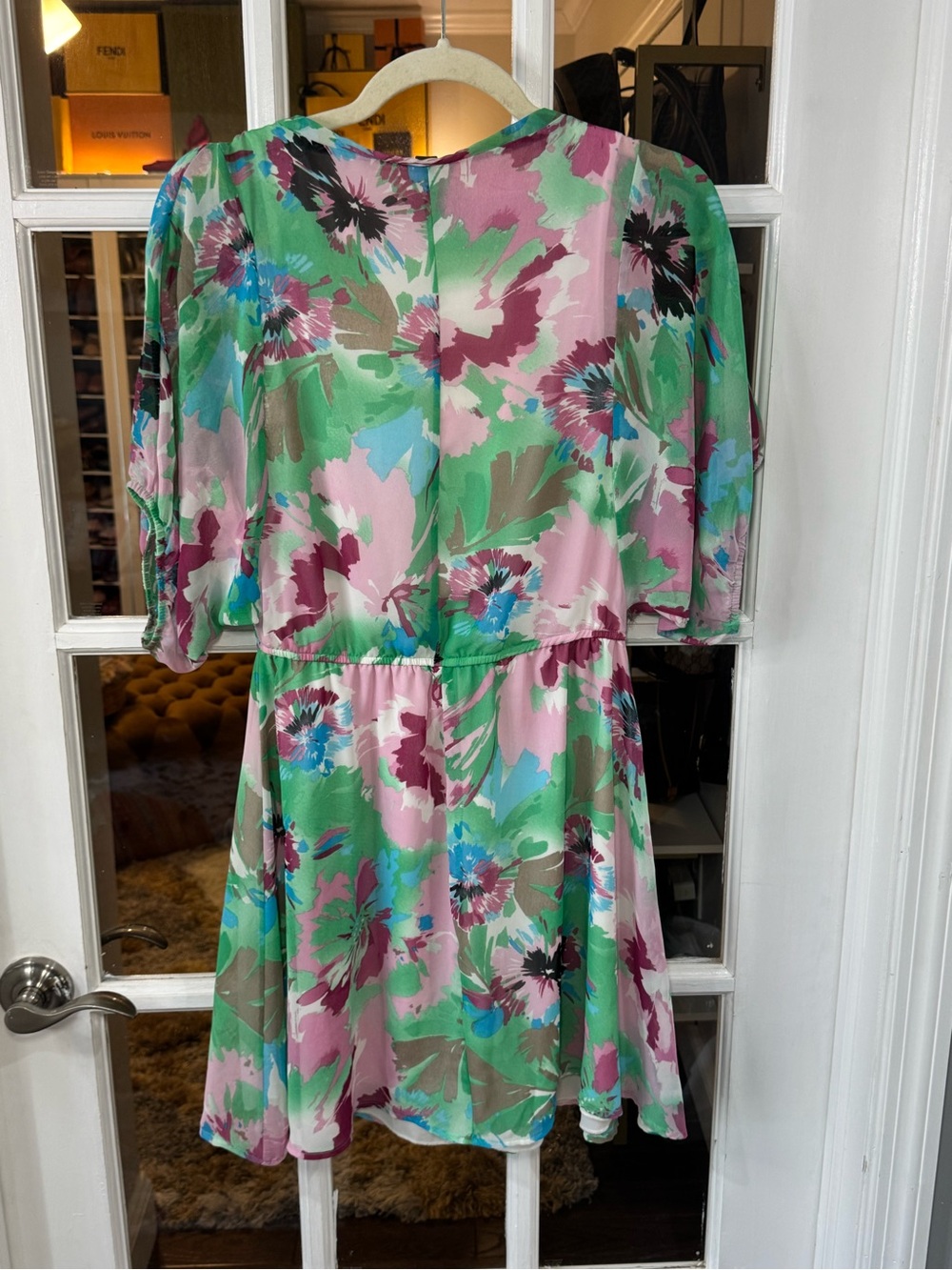 🌸🔹🍃 Floral V-Neck Floral Mini Dress in Pink, Green & Turquoise - Picture 5 of 5